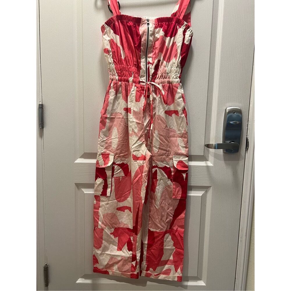 Ceibon Multiple pink abstract jumpsuit with cargo pockets. Size S - Picture 3 of 7